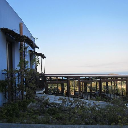 Agriturismo U Zu Peppino Lipari  Exteriör bild